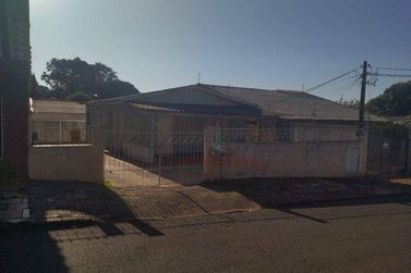 Casa &agrave; venda - 177m&sup2; - Loteamento Campos do Igua&ccedil;u