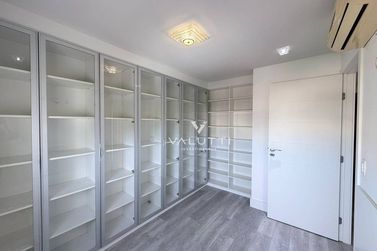 Apartamento &agrave; venda - 155m&sup2; - Edif&iacute;cio Villa Appia