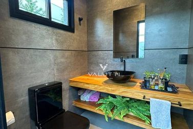 Sobrado &agrave; venda - 243m&sup2; - Condom&iacute;nio Residencial Safira