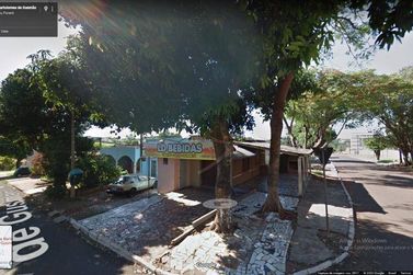 Terreno &agrave; venda - 563m&sup2; - Centro