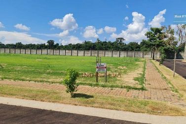 Terreno &agrave; venda - 661m&sup2; - Condominio Fechado Reserva do Igua&ccedil;u