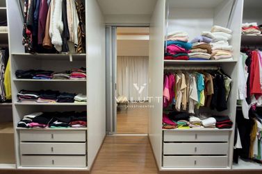 Sobrado &agrave; venda - 609m&sup2; - Condom&iacute;nio Residencial Castel Franco
