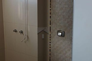 Sobrado &agrave; venda - 180m&sup2; - Jardim Naipi