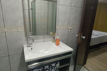 Sobrado &agrave; venda - 150m&sup2; - Centro