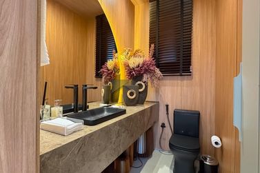 Casa &agrave; venda - 284m&sup2; - Carim&atilde;