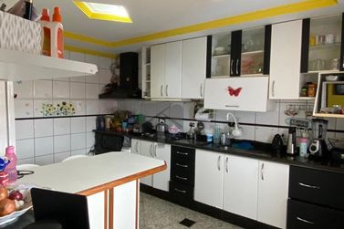 Sobrado &agrave; venda - 480m&sup2; - Vila Yolanda