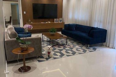 Apartamento &agrave; venda - 192m&sup2; - Centro