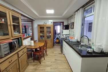 Apartamento &agrave; venda - 133m&sup2; - Centro