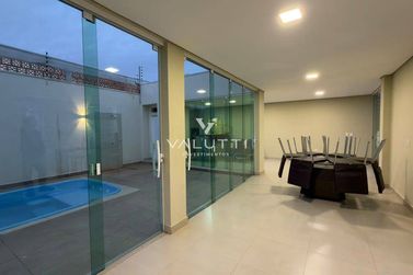 Sobrado &agrave; venda - 238m&sup2; - Jardim Lind&oacute;ia