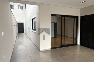 Sobrado para alugar - 240m&sup2; - Yolanda