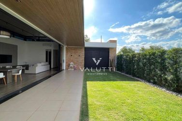 Casa &agrave; venda - 244m&sup2; - Condom&iacute;nio Arco de Paris