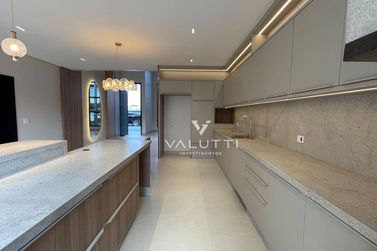 Casa &agrave; venda - 176m&sup2; - Condom&iacute;nio Residencial Safira