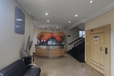 Sala Comercial &agrave; venda - 839m&sup2; - Centro
