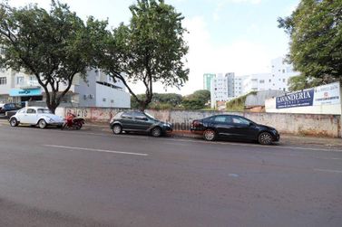 Terreno &agrave; venda - 5400m&sup2; - Centro