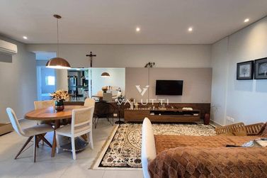 Apartamento &agrave; venda - 131m&sup2; - Edif&iacute;cio Residencial Esmeralda