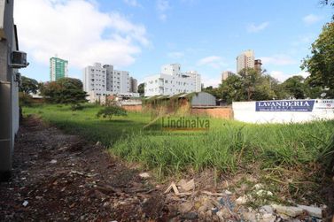 Terreno &agrave; venda - 5400m&sup2; - Centro
