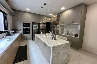 Sobrado &agrave; venda - 385m&sup2; - Condom&iacute;nio Horizontal Quinta do Sol
