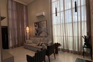 Casa &agrave; venda - 262m&sup2; - Jardim Bandeirantes