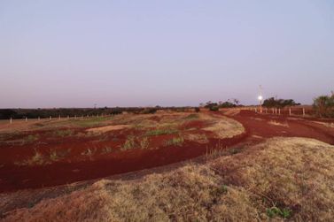 Ch&aacute;cara &agrave; venda - 10000m&sup2; - Alto da Boa Vista