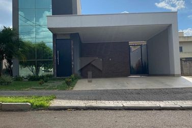 Casa &agrave; venda - 262m&sup2; - Jardim Bandeirantes