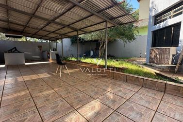 Sobrado para alugar - 354m&sup2; - Centro