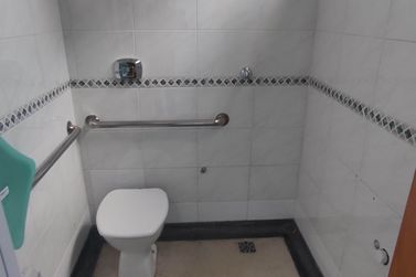 Sala Comercial &agrave; venda - 839m&sup2; - Centro
