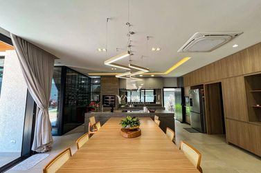 Casa &agrave; venda - 483m&sup2; - Condom&iacute;nio Residencial Castel Franco