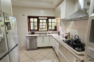 Casa &agrave; venda - 579m&sup2; - Condom&iacute;nio Chacara Natureza