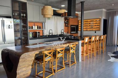 Casa &agrave; venda - 267m&sup2; - Condom&iacute;nio Arco de Paris