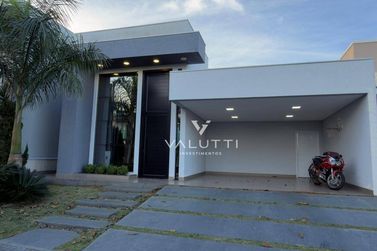 Casa &agrave; venda - 215m&sup2; - Condom&iacute;nio Residencial Vila A Park
