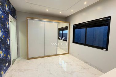 Casa &agrave; venda - 215m&sup2; - Condom&iacute;nio Residencial Vila A Park