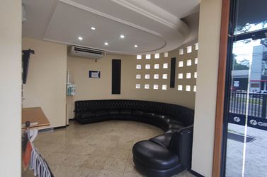 Sala Comercial &agrave; venda - 839m&sup2; - Centro