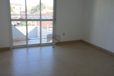 Sobrado &agrave; venda - 180m&sup2; - Jardim Naipi