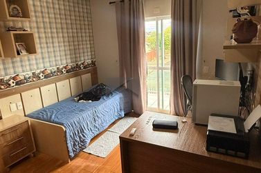 Sobrado &agrave; venda - 245m&sup2; - Jardim Sao Rafael I