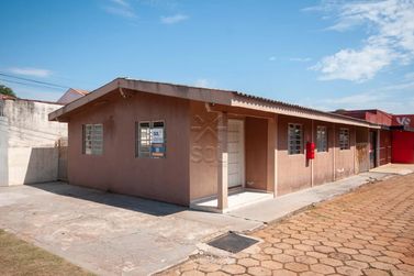 Casa &agrave; venda - 100m&sup2; - Yolanda
