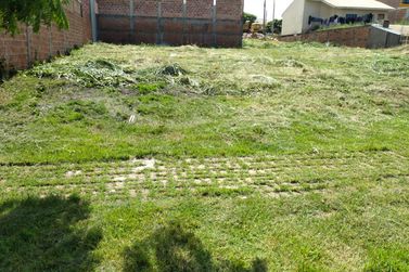 Terreno &agrave; venda - 300m&sup2; - Loteamento Don Giovanni