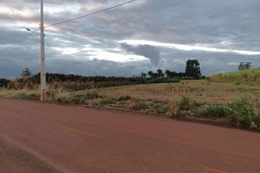 Terreno &agrave; venda - 2000m&sup2; - Lote Grande