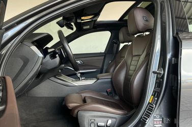 BMW 330e
