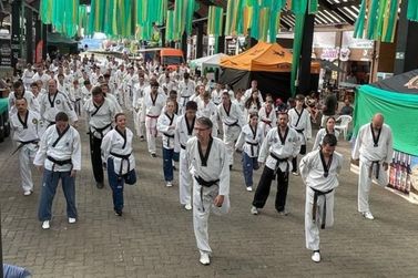 Atletas de taekwondo de Gramado se destacam em evento de Nova Petrópolis