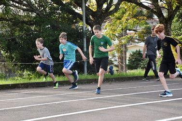 Olimpíada Escolar 2024 começou nesta segunda-feira (10) em Nova Petrópolis