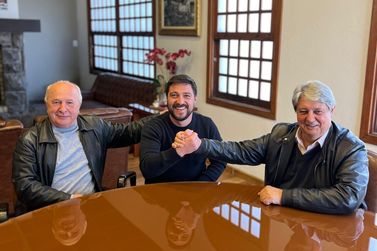 Ike Koetz assume como Prefeito em Exerc&iacute;cio de Gramado