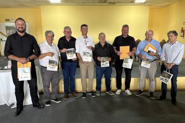 AMSERRA re&uacute;ne prefeitos dos munic&iacute;pios da regi&atilde;o em Cambar&aacute; do Sul