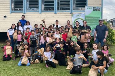 Escola Vicente Casagrande desenvolve projeto com plantas medicinais em Gramado