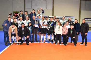 Bar&atilde;o Futsal conquista o t&iacute;tulo do Campeonato de Futsal Master 2026 em Nova Petr&oacute;polis