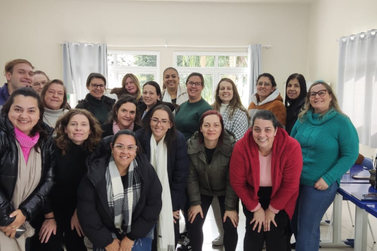 Munic&iacute;pio de Nova Petr&oacute;polis promove forma&ccedil;&otilde;es continuadas para fortalecer a alfabetiza&ccedil;&atilde;o