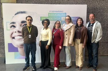 Servidores da SMED de Nova Petr&oacute;polis participam de forma&ccedil;&atilde;o sobre tecnologia nas escolas