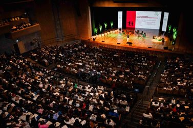 Sicredi Pioneira re&uacute;ne 1,4 mil educadores no F&oacute;rum Regional de Educa&ccedil;&atilde;o