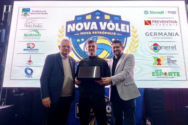 Prefeitura de Nova Petr&oacute;polis homenageia Projeto Nova V&ocirc;lei pelos 25 anos de hist&oacute;ria