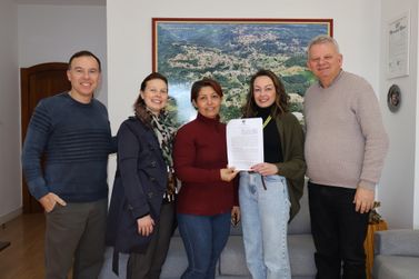 Administra&ccedil;&atilde;o de Nova Petr&oacute;polis oficializa repasse de R$ 23,4 mil em emendas impositivas