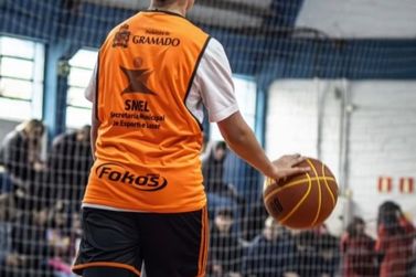 Torneio de Basquete do Projeto Esporte &eacute; Vida re&uacute;ne atletas e celebra o esporte em Gramado